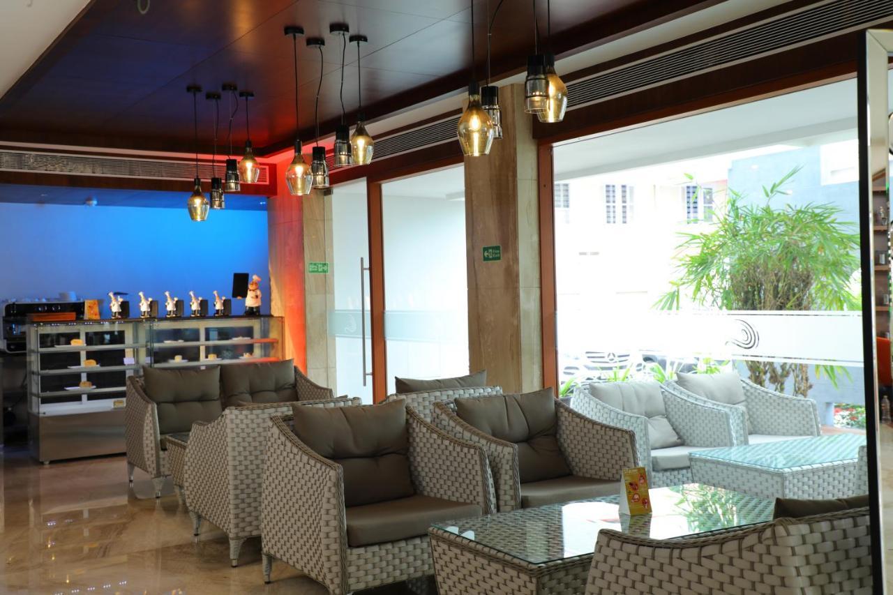 Coral Isle Kochi Exterior foto
