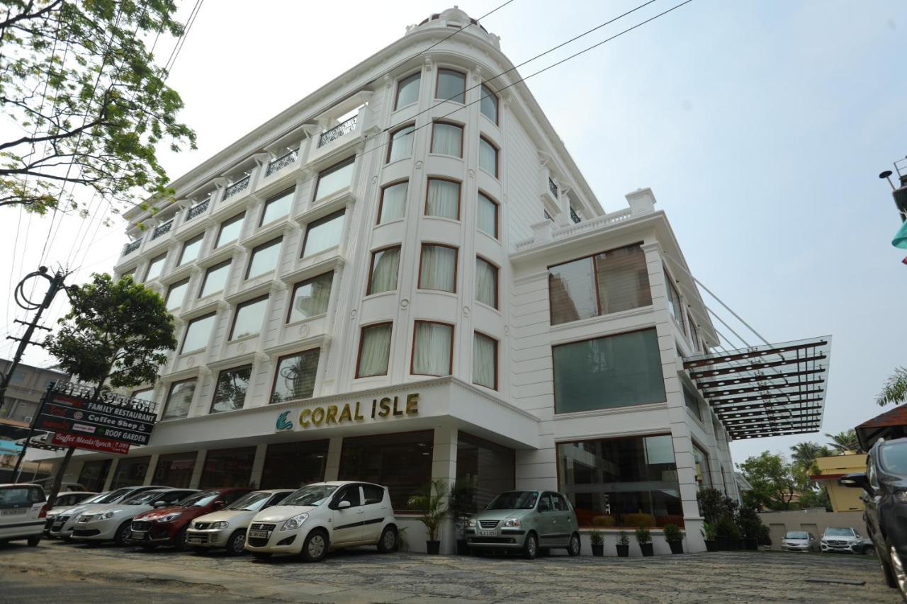 Coral Isle Kochi Exterior foto